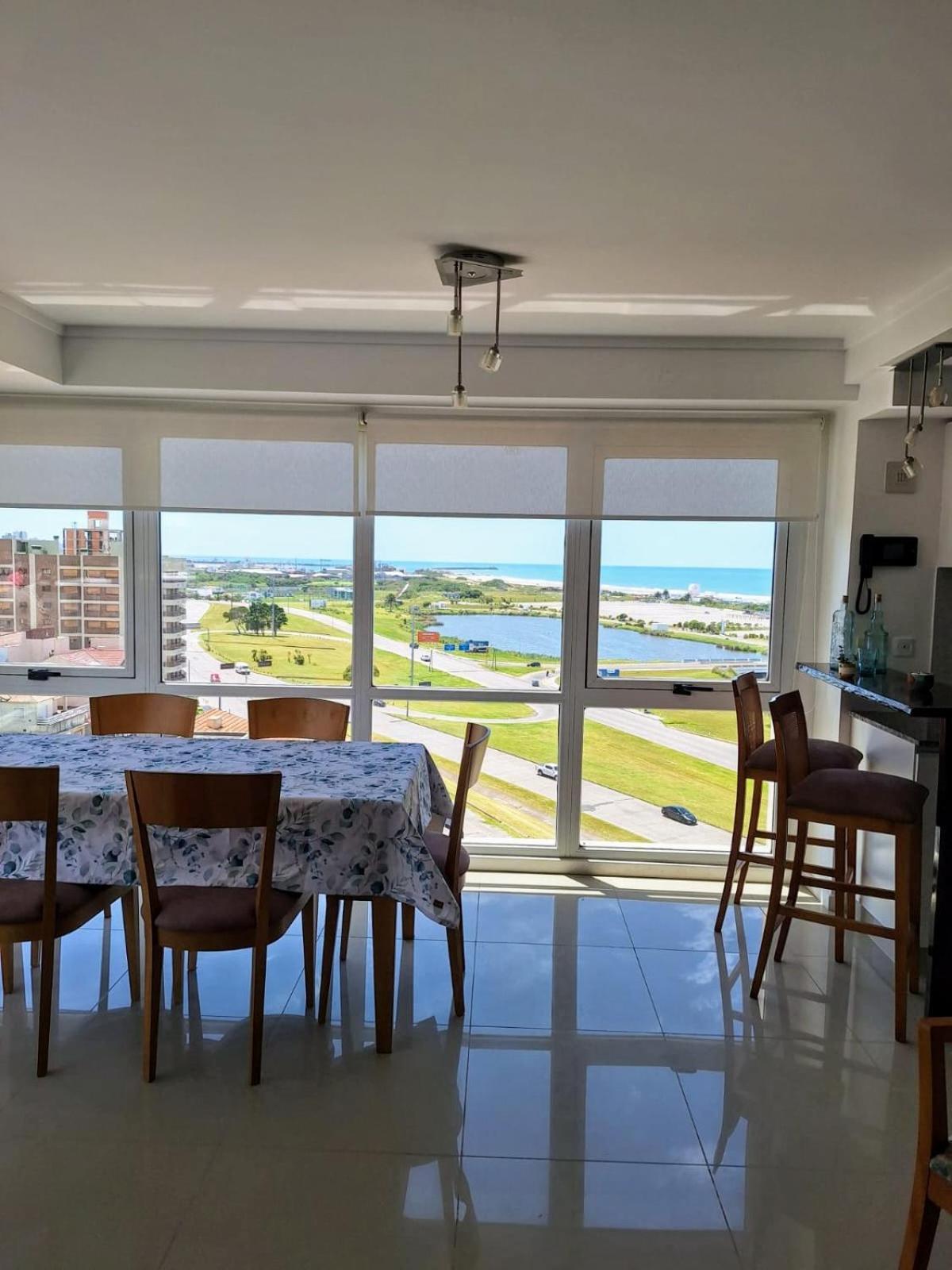 Edificio Juana Del Mar * Mar del Plata